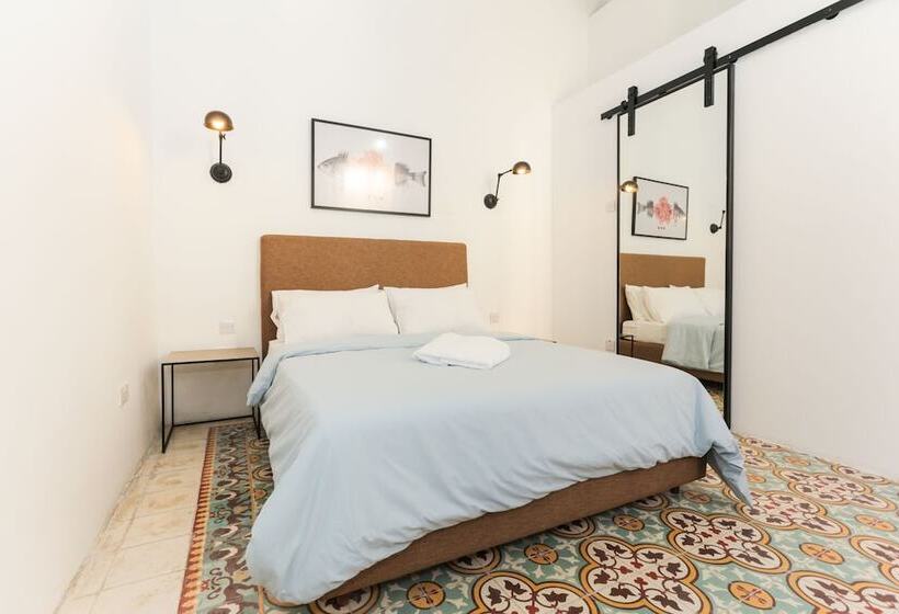 پانسیون House Of Pomegranates