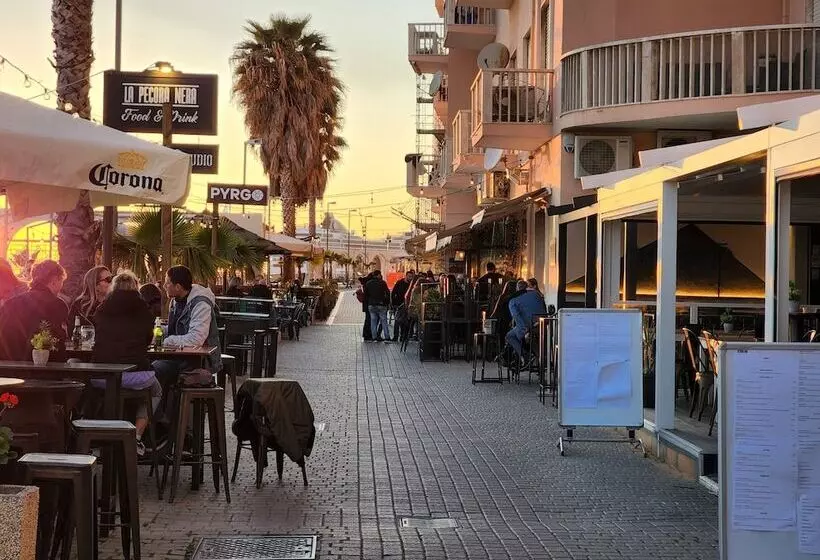 Majatalo B&b Seataly With Complimentary Ride To Cruise Ship By W Signature Experiences