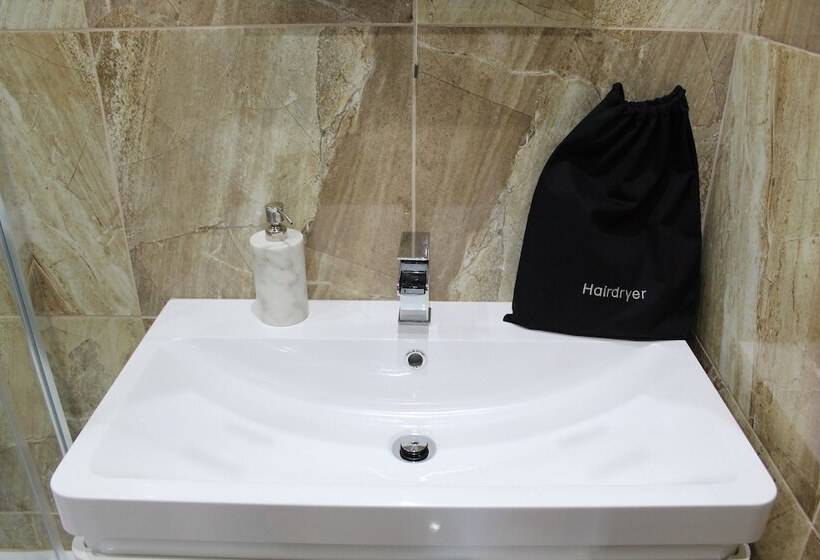 민박 Your Oxford Stay