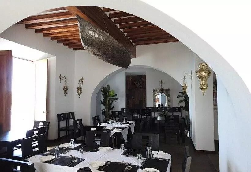 Hotelli Feitoria Boutique