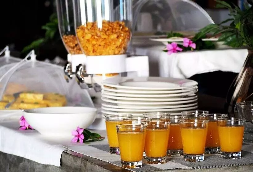 Hotelli Feitoria Boutique