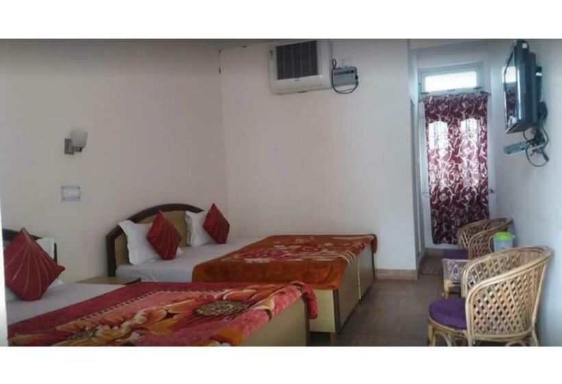 فندق Sahaj Villa