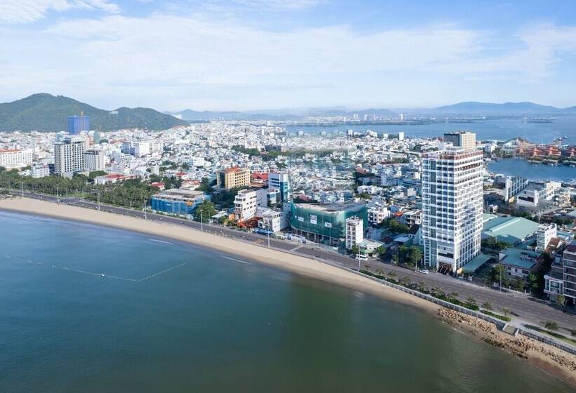 Huong Viet Hotel Quy Nhon Beachfront