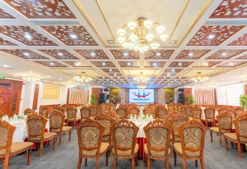 Huong Viet Hotel Quy Nhon Beachfront