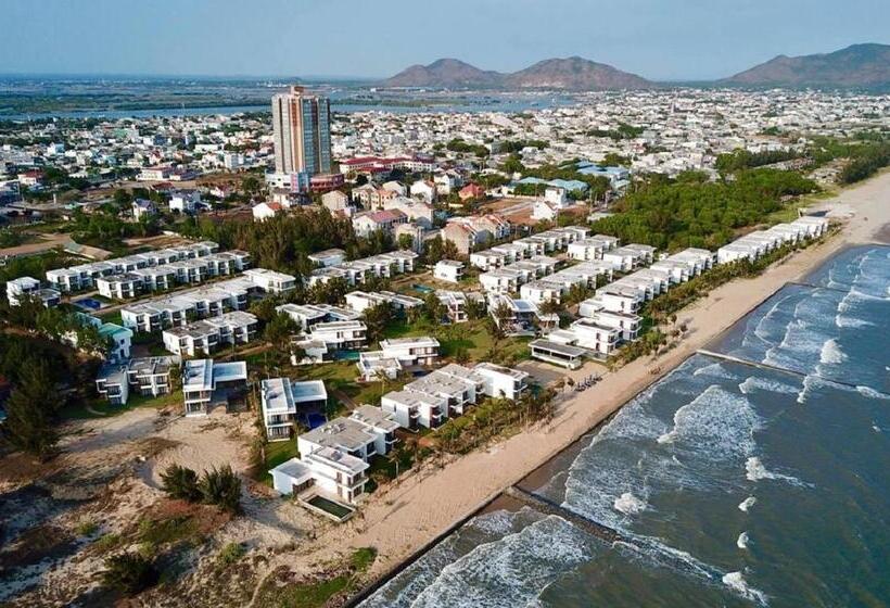 استراحتگاه Saint Simeon Beach Residence