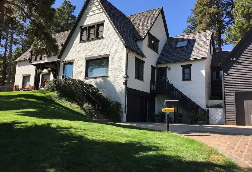 Sujak On Sunnyhill Bed And Breakfast