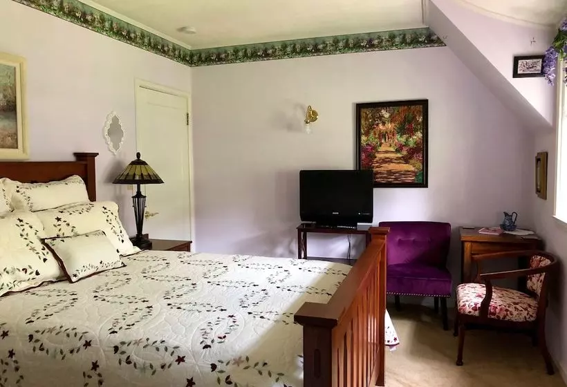 Sujak On Sunnyhill Bed And Breakfast