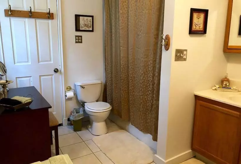 Sujak On Sunnyhill Bed And Breakfast