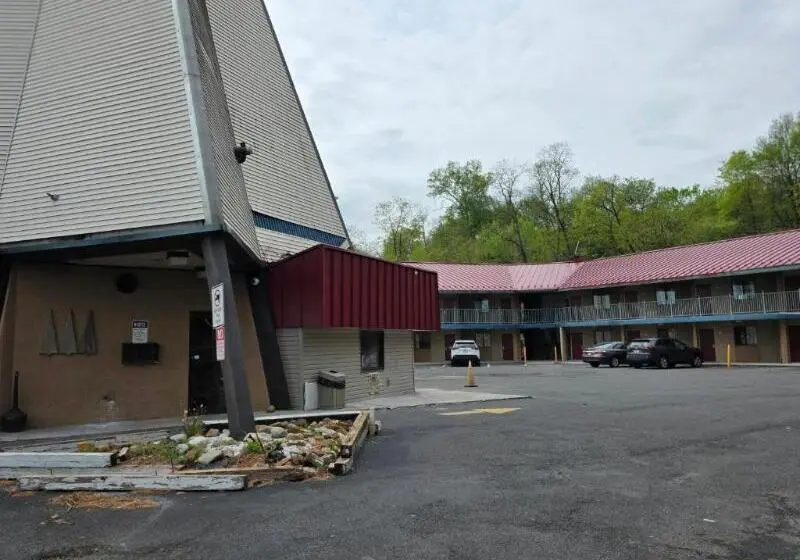 ホテル Red Roof Inn Green Brook  Somerset
