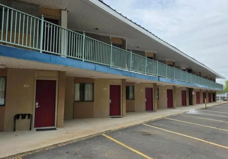 ホテル Red Roof Inn Green Brook  Somerset
