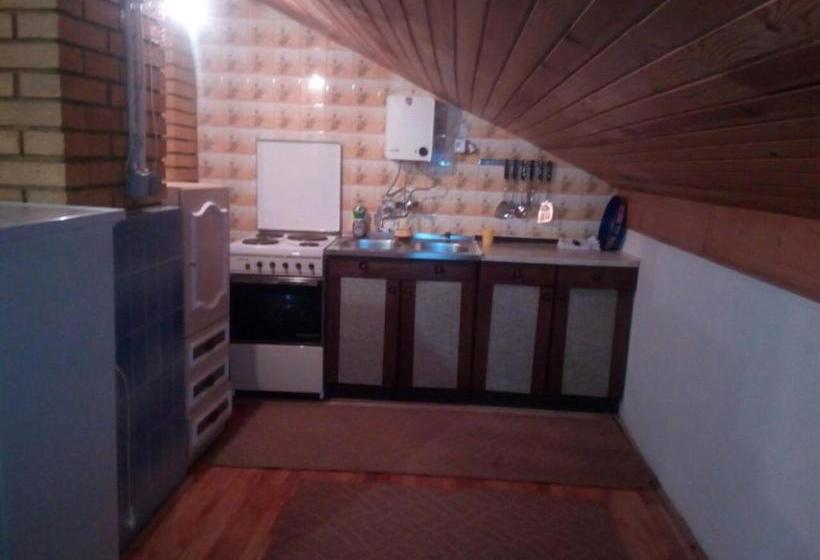 هاستل Kamena ćuprija