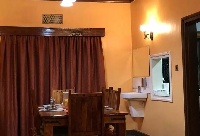 تختخواب و صبحانه Tiana Court Milimani Kisumu