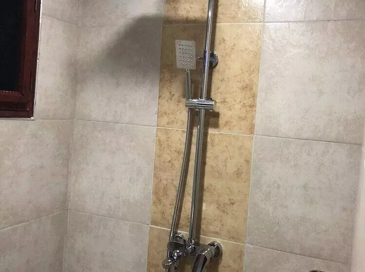 تختخواب و صبحانه Tiana Court Milimani Kisumu