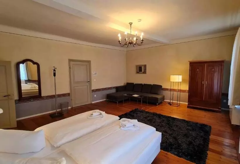 Hotelli Cranachherberge City Centre