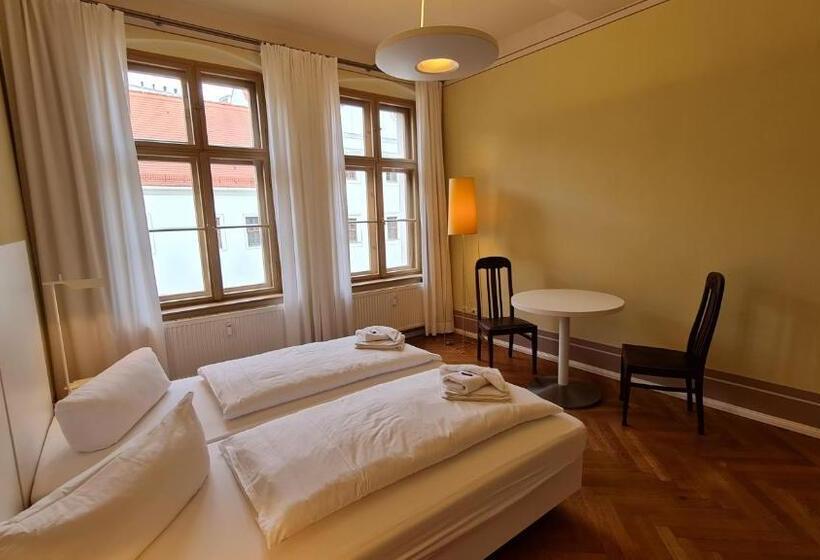 فندق Cranachherberge City Centre