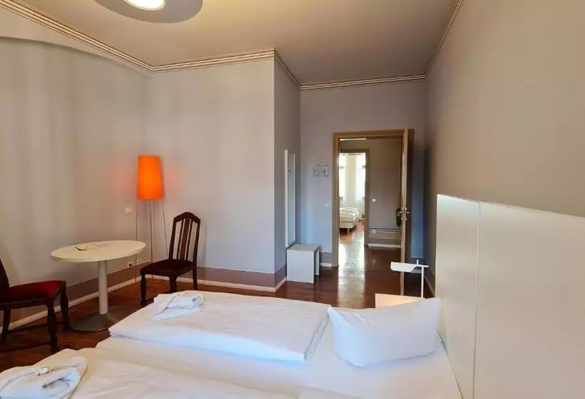 Hotelli Cranachherberge City Centre