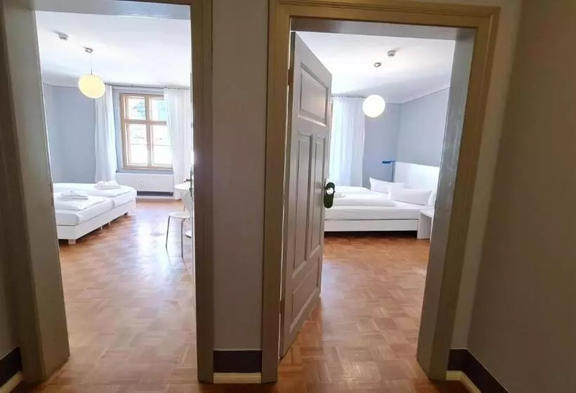 Hotelli Cranachherberge City Centre