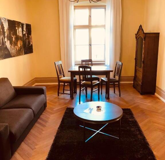 فندق Cranachherberge City Centre