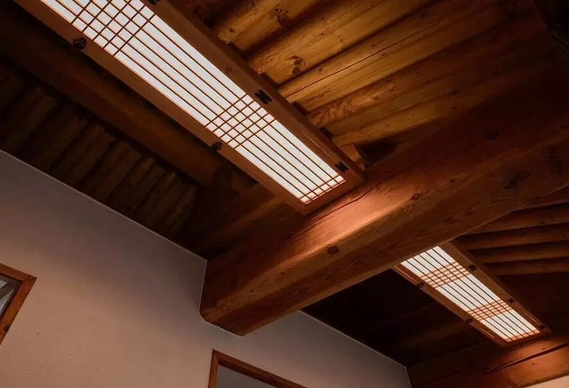 ホテル Jeonju Wangyijimil Hanok