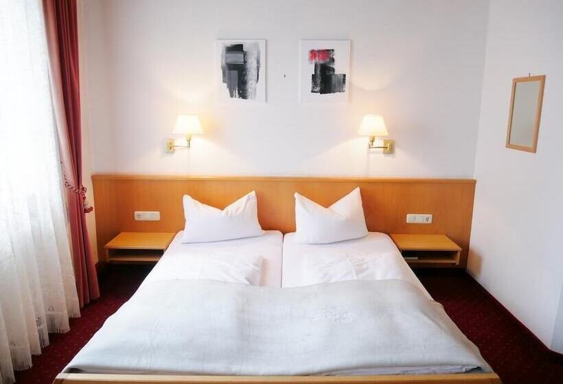 فندق Zwölf Apostel