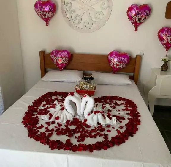 ペンション Pousada Cachoeira