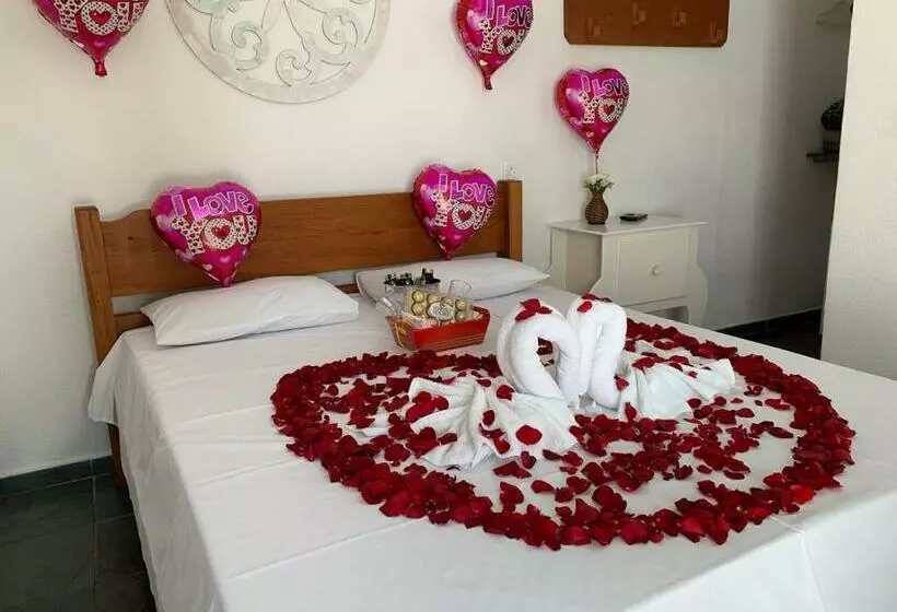 ペンション Pousada Cachoeira