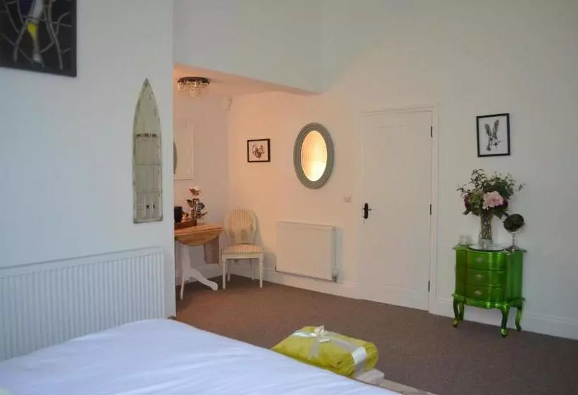 Aamiaismajoitus (B&B) The Old Chapel Stoke Bruerne