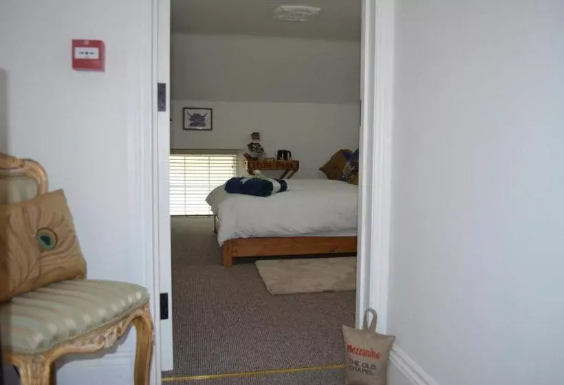 Aamiaismajoitus (B&B) The Old Chapel Stoke Bruerne