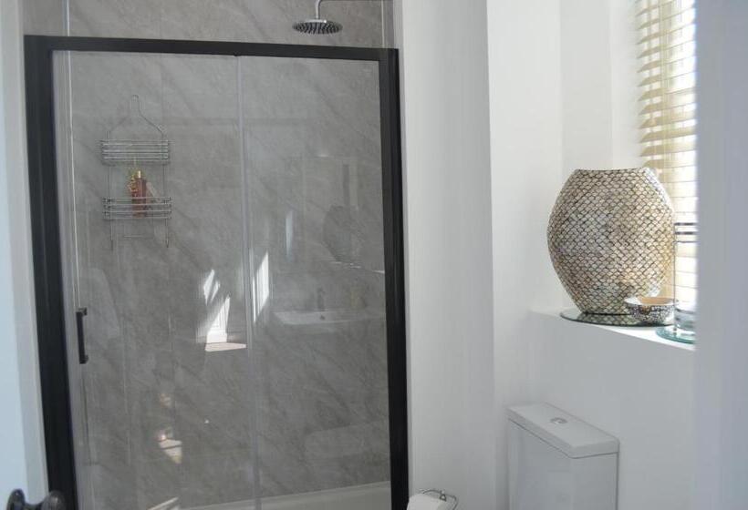 Bed and Breakfast The Old Chapel Stoke Bruerne