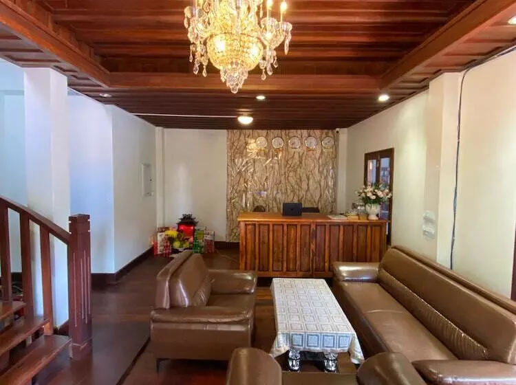 Hotelli Villa Kee Lee Luangprabang