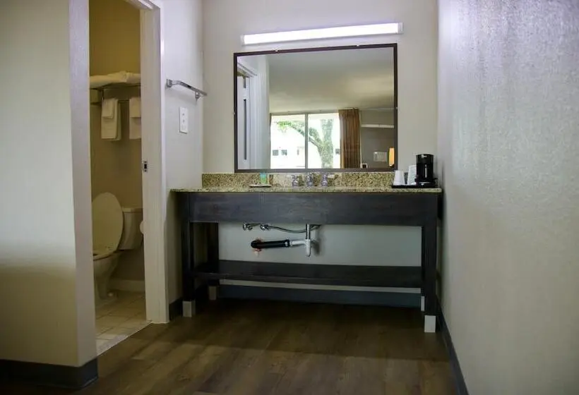 ホテル Heritage Inn & Suites By Capital O Baton Rouge I 10