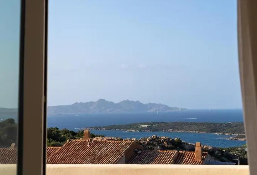 ホテル Hotiday Suites Liscia Di Vacca