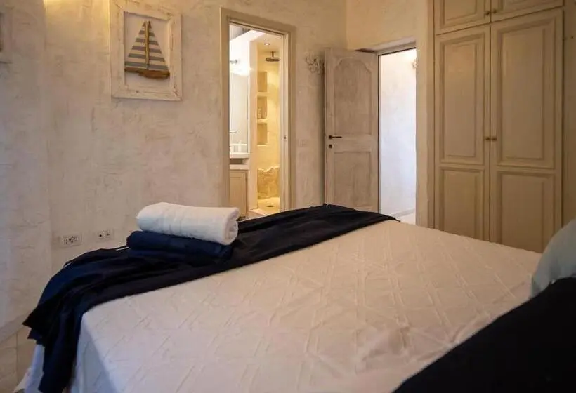 ホテル Hotiday Suites Liscia Di Vacca