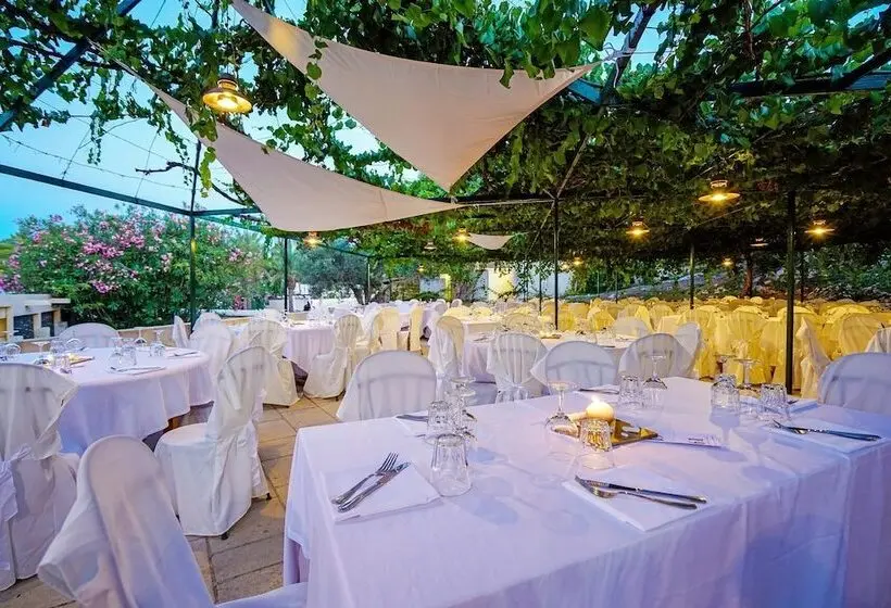 Hotiday Torre Santo Stefano Resort