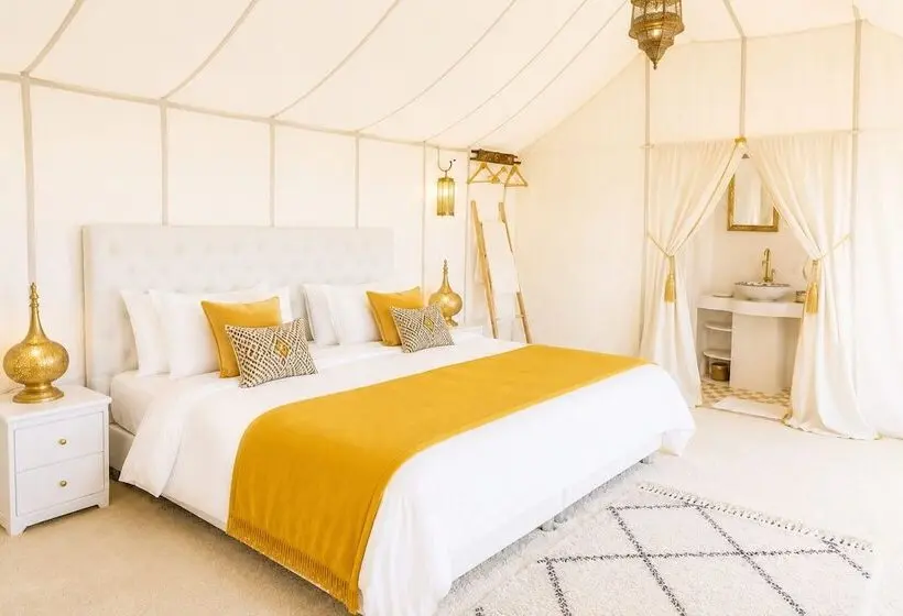 ベッドアンドブレックファースト Chebbi Luxury Tented
