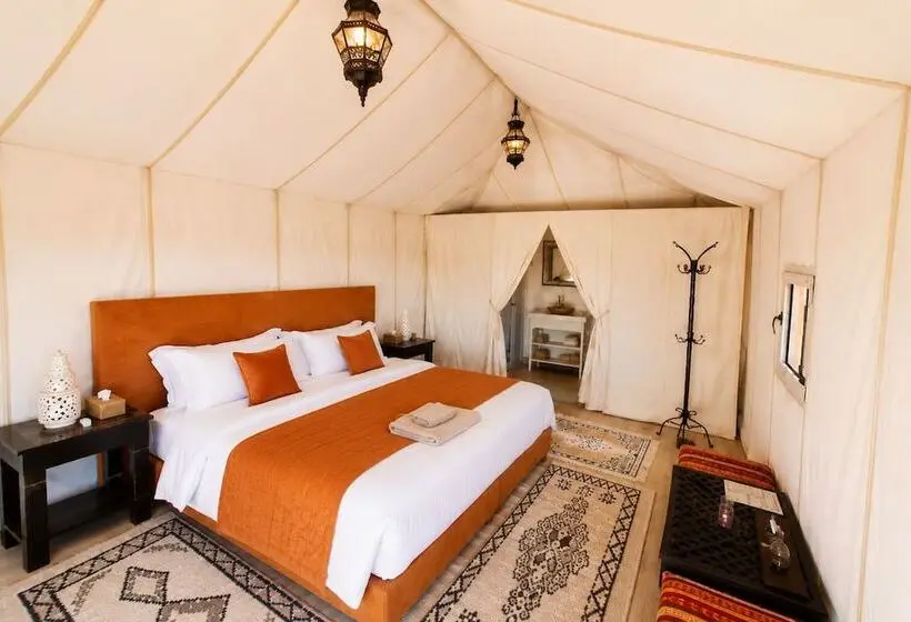 ベッドアンドブレックファースト Chebbi Luxury Tented