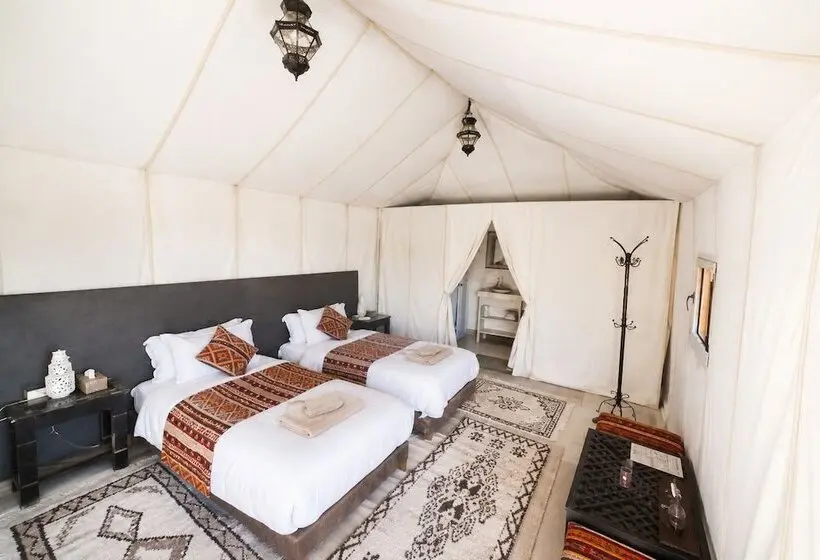 ベッドアンドブレックファースト Chebbi Luxury Tented
