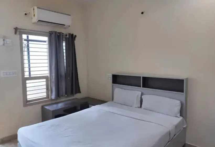 Fabhotel Shrinidhi Comfort