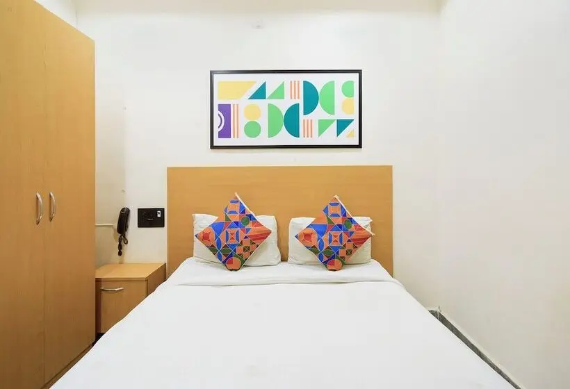 Fabhotel Sp Living Tree
