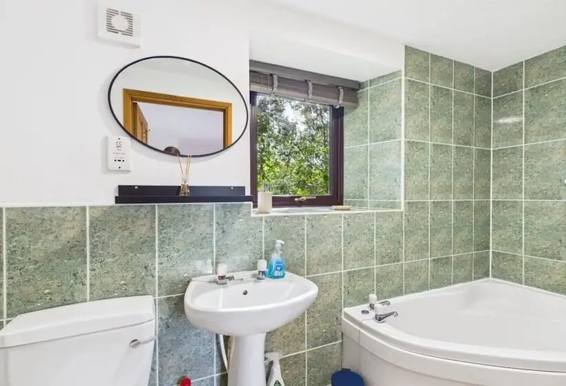 Hairpin Cottage   2 Bed Holiday Home   Langland