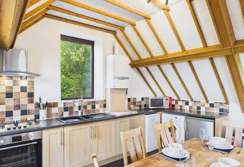 Hairpin Cottage   2 Bed Holiday Home   Langland