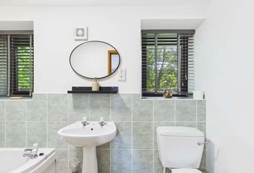 Hairpin Cottage   2 Bed Holiday Home   Langland