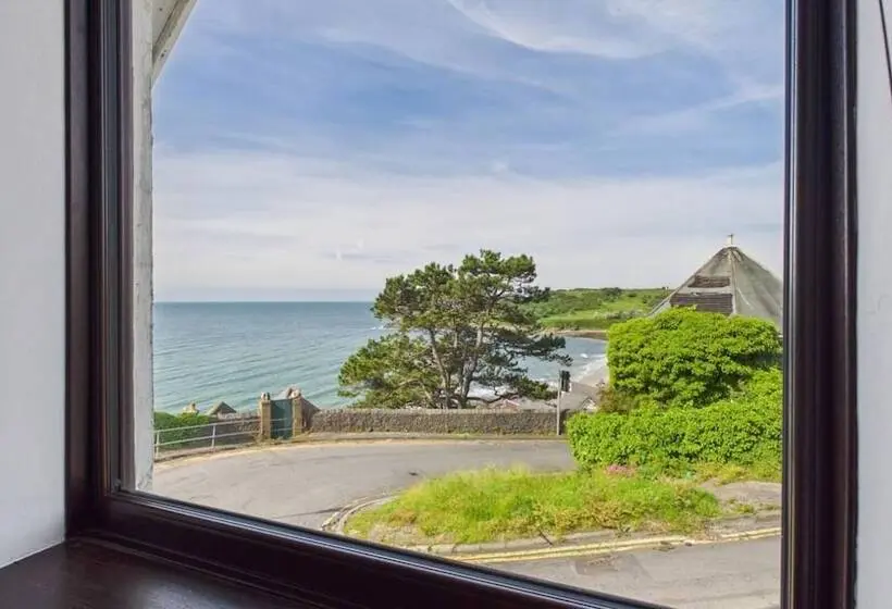 Hairpin Cottage   2 Bed Holiday Home   Langland
