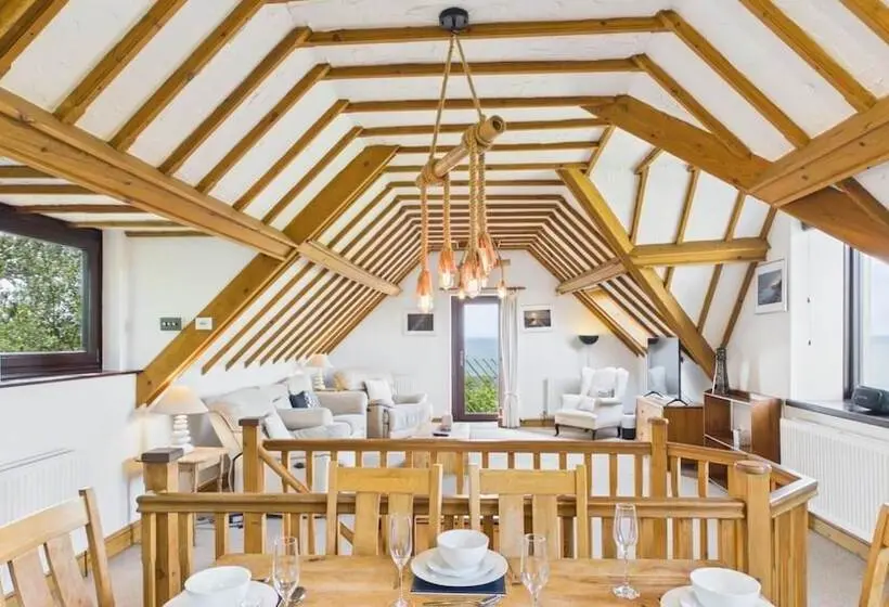 Hairpin Cottage   2 Bed Holiday Home   Langland