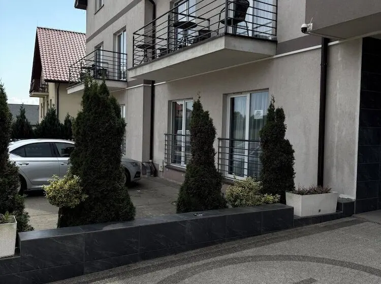 Holiday Home Resort & Spa