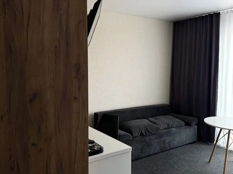 Holiday Home Resort & Spa
