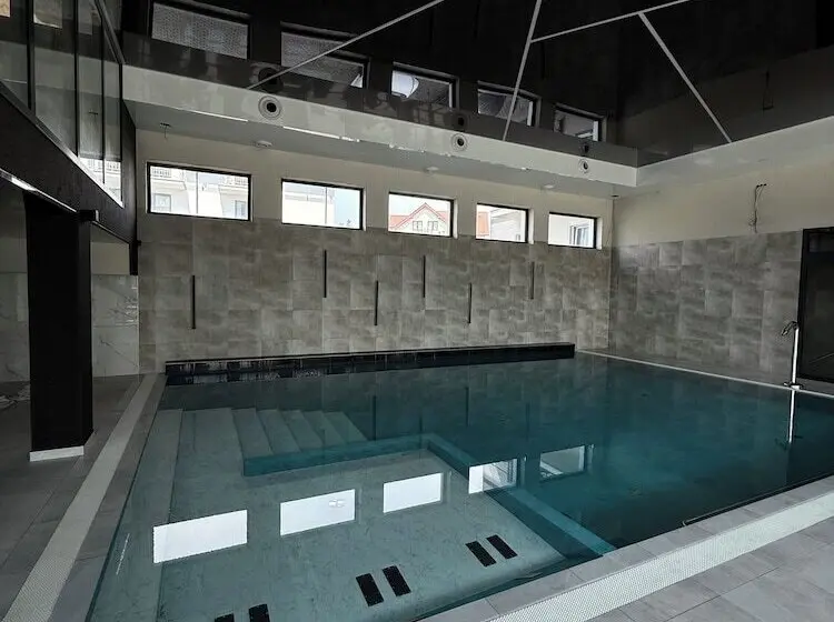 Holiday Home Resort & Spa