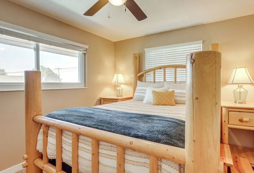 Hot Tub, Game Room, Putting Green! Ogden Oasis