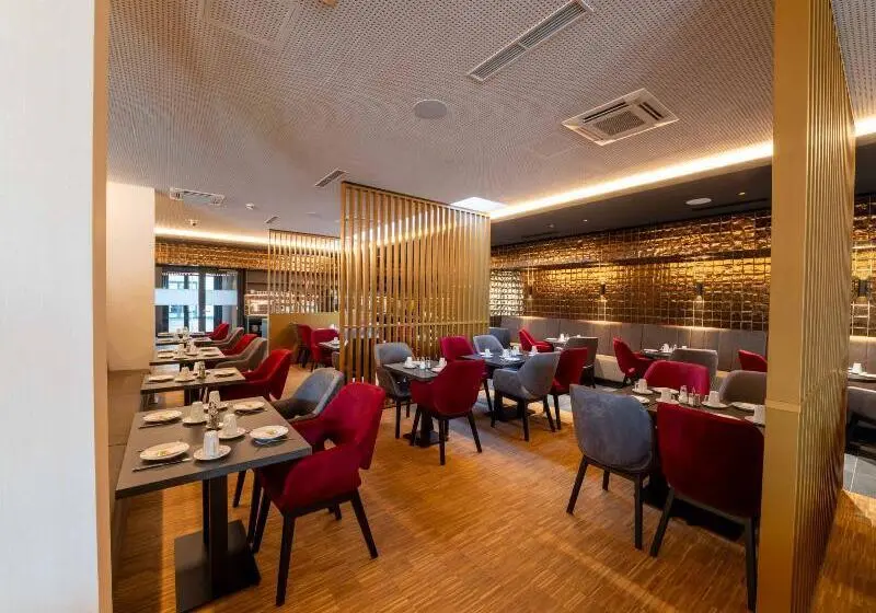 Hotelli Plaza Residence Wiener Neustadt