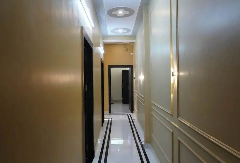 Hotelli The Sangha Residency